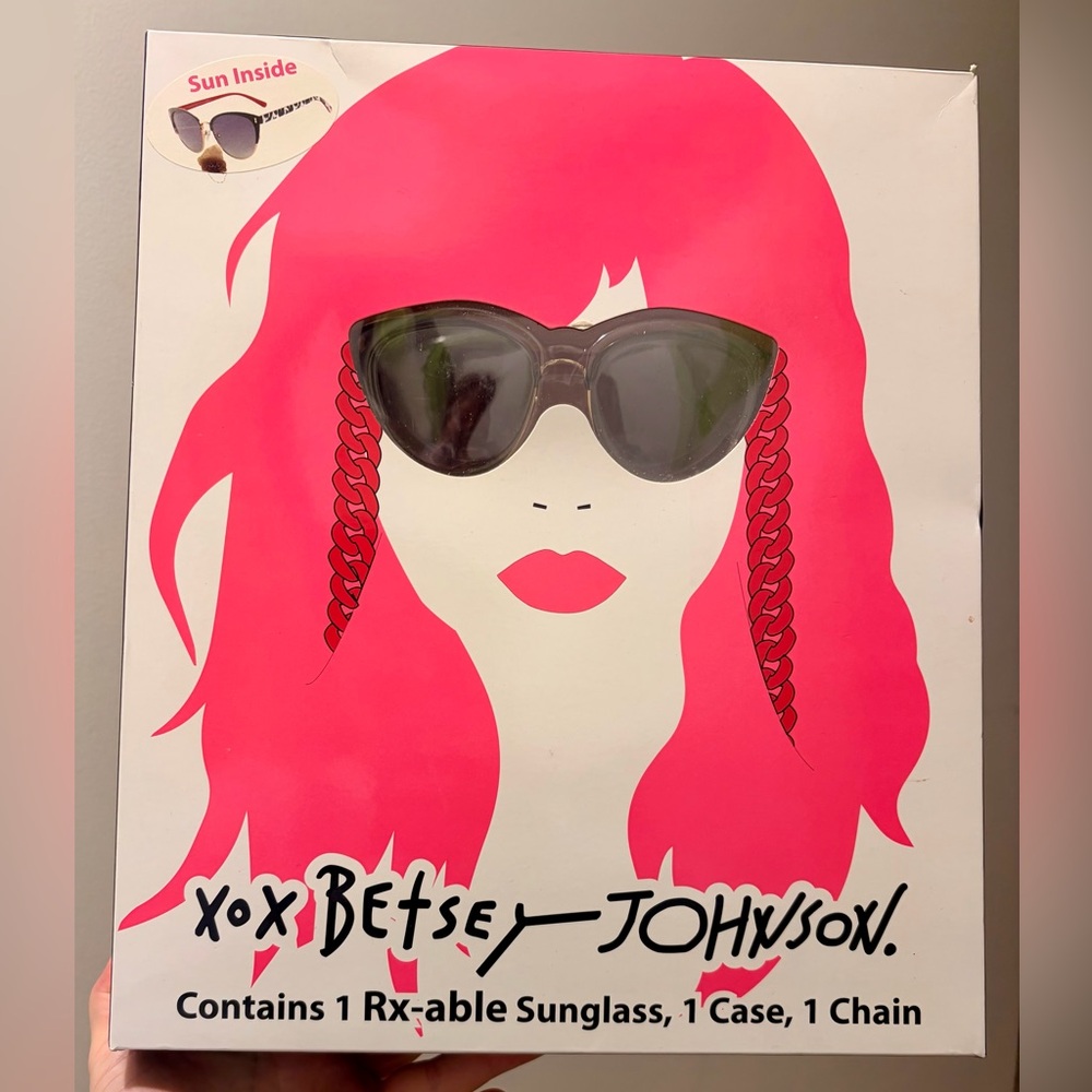 Betsey Johnson Cat-Eye Sunglasses with Chain Accent & Lips Purse